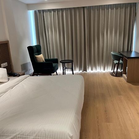 Hotel Celebrations Zirakpur Ngoại thất bức ảnh